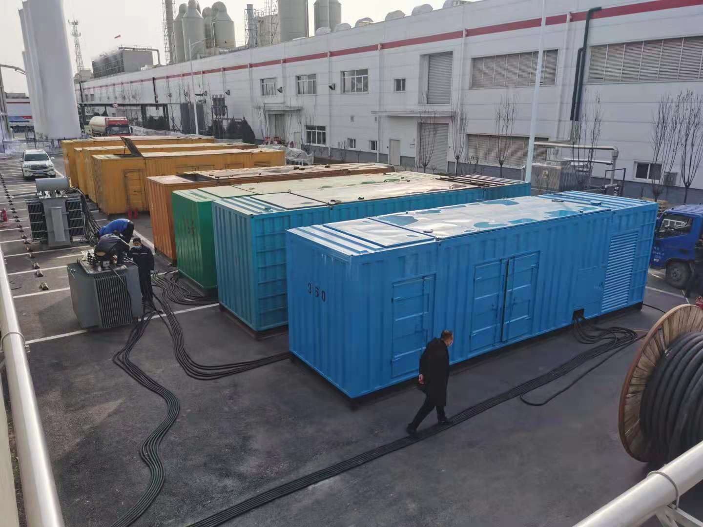 郁南发电机出租-两相发电机与三相发电机有何区别?