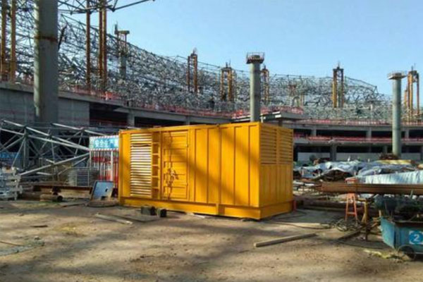 郁南发电机出租如何判断空气滤清器是否需要更换？